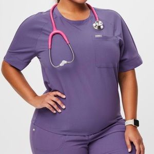 Figs 
women's Amethyst Kaumba Classic Raglan - Scrub Top - S